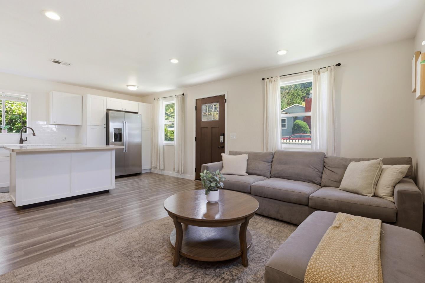 501 Brighton Road Pacifica, CA 94044 - Photo 9 of 21
