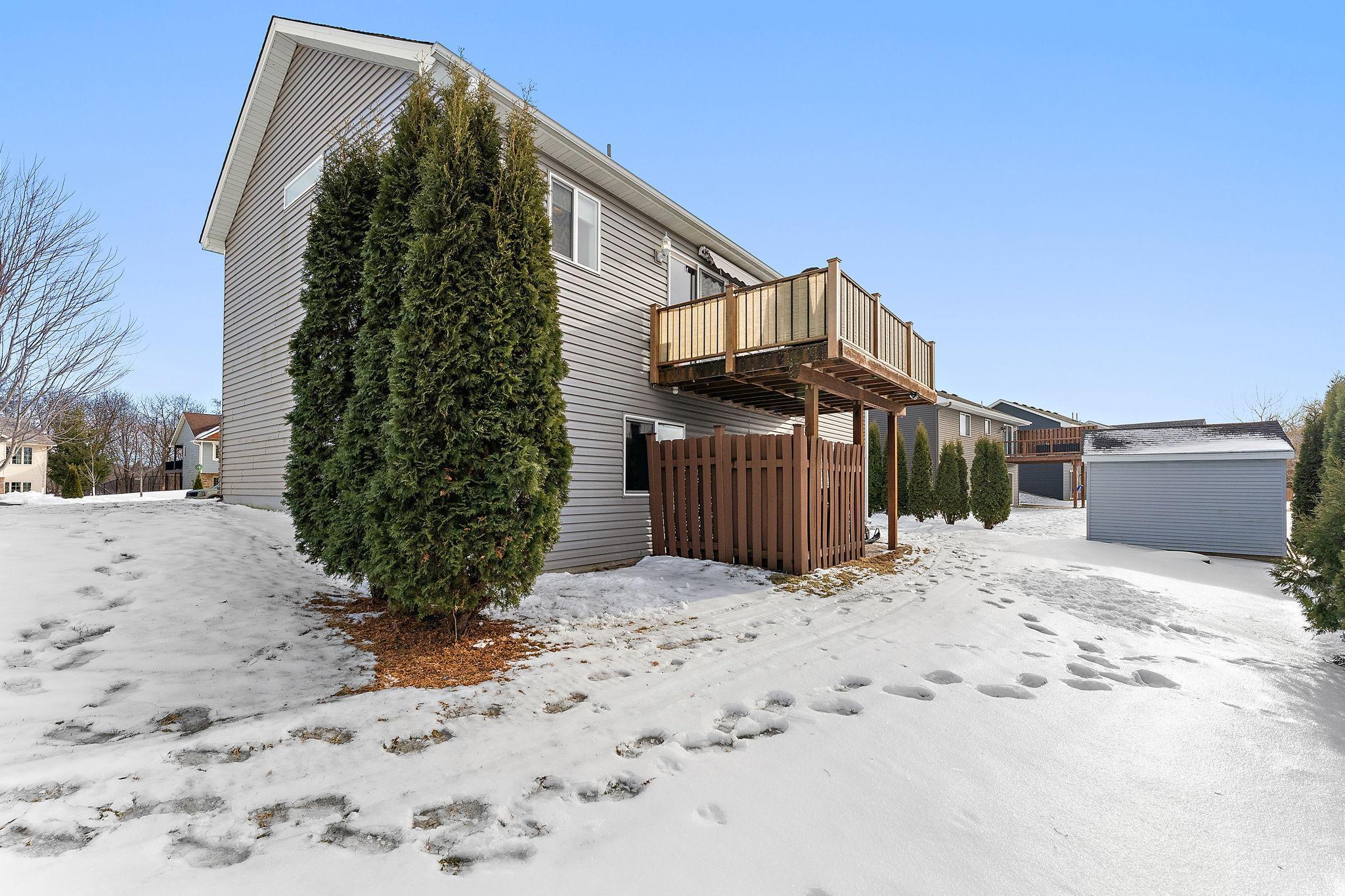 12012 Mayview Curve Lindstrom, MN 55045 - Photo 2 of 29