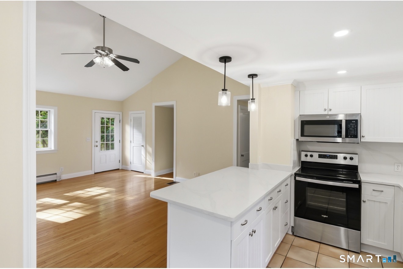 1511 Little Meadow Road Guilford, CT 06437 - Photo 9 of 40