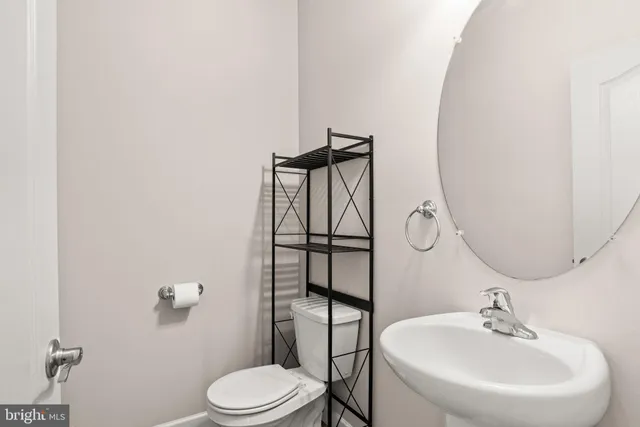 $2,000 | 140 Sage Boulevard, Middletown, PA 17057