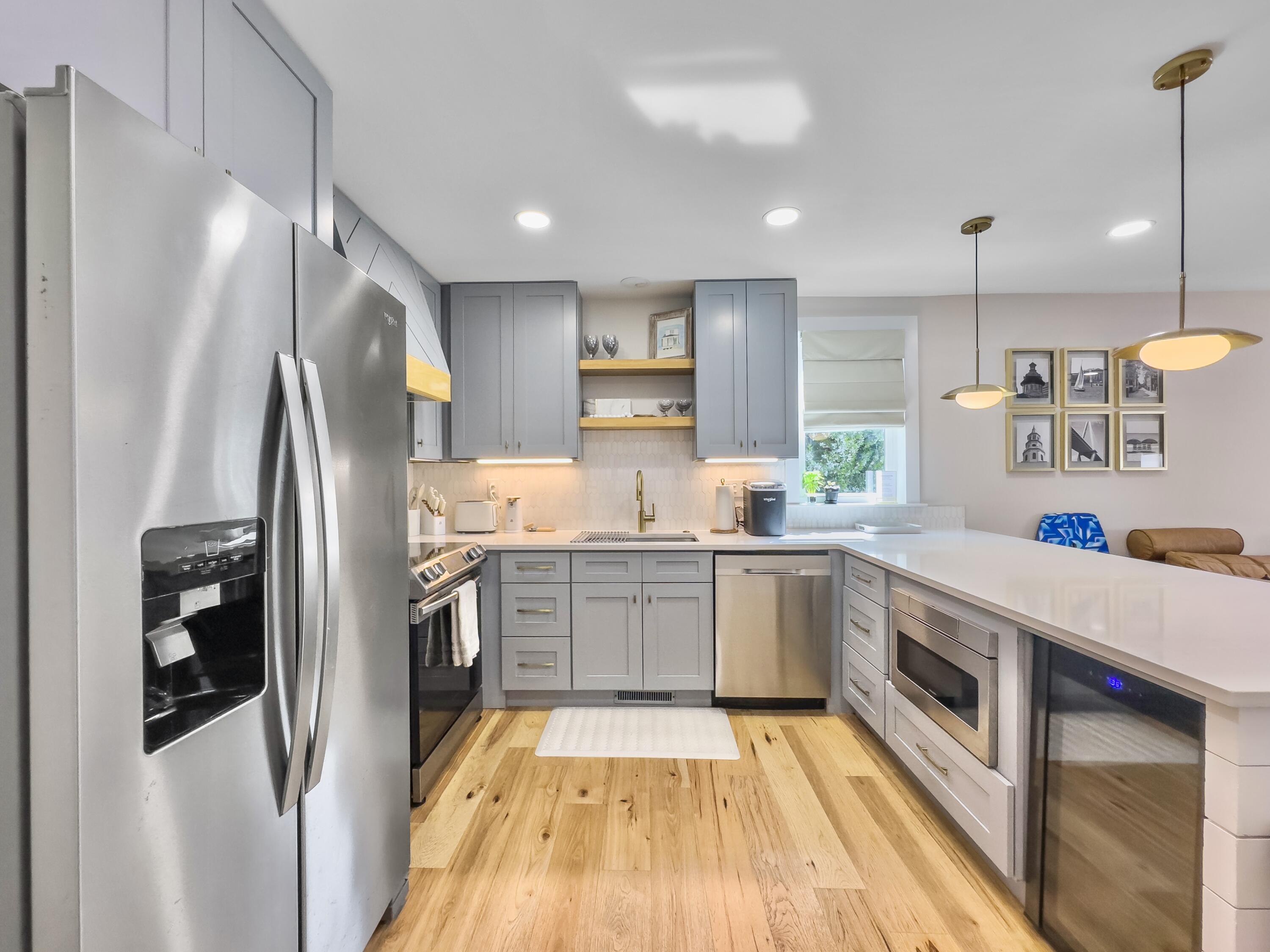 38 Cedar Street Charleston, SC 29403 - Photo 8 of 22 photo jul 17 2024, 10 07 43 am