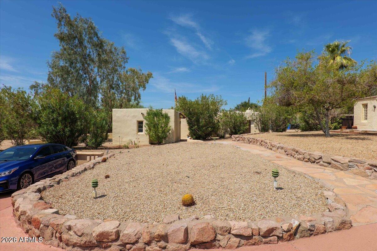 5702 East Camelback Road, Unit INDIAN Phoenix, AZ 85251 - Photo 29 of 45 81-5702 E Camelback-81