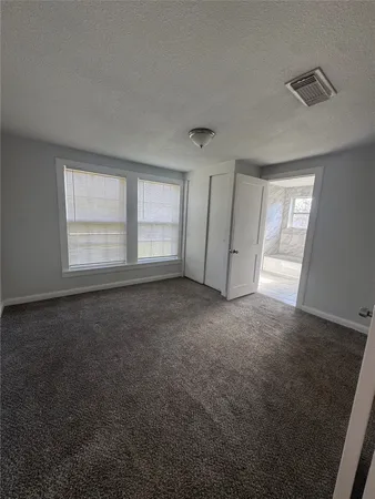 $1,550 | 512 Rice Street, Angleton, TX 77515