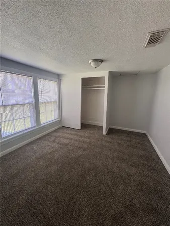 $1,550 | 512 Rice Street, Angleton, TX 77515