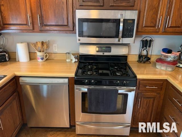 5 Johnwood Street Springfield, IL 62711 - Photo 6 of 34