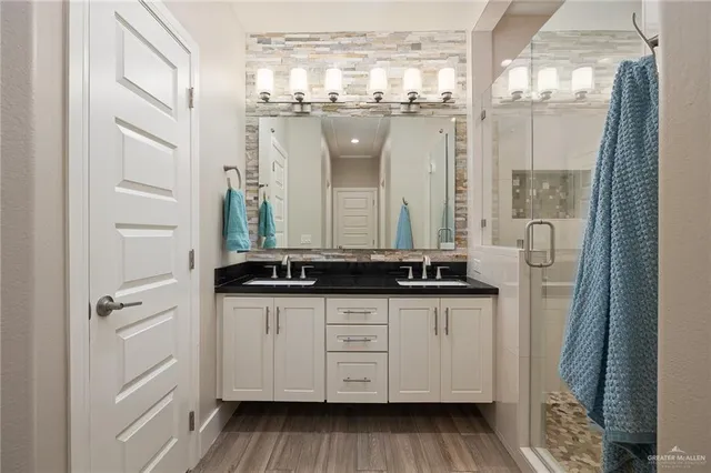 $2,500 | 2918 Manchester Drive, Edinburg, TX 78539