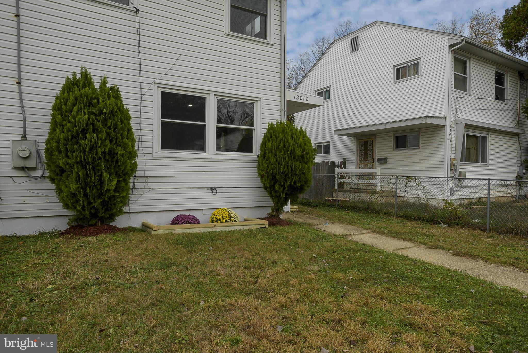 12010 Bluhill Road Silver Spring, MD 20902 - Photo 3 of 30 Front Yard