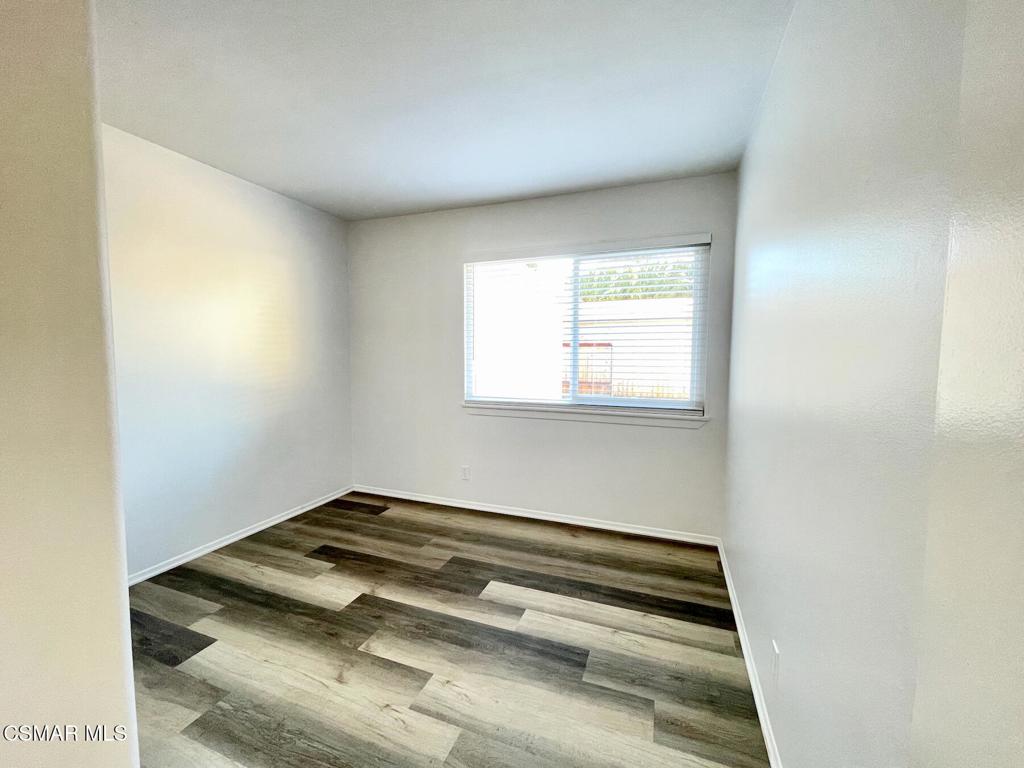 4881 Muirwood Court Simi Valley, CA 93063 - Photo 18 of 32 a view of an empty room and window