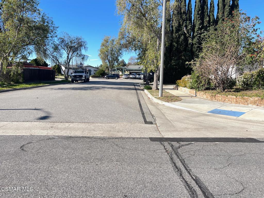 4881 Muirwood Court Simi Valley, CA 93063 - Photo 31 of 32