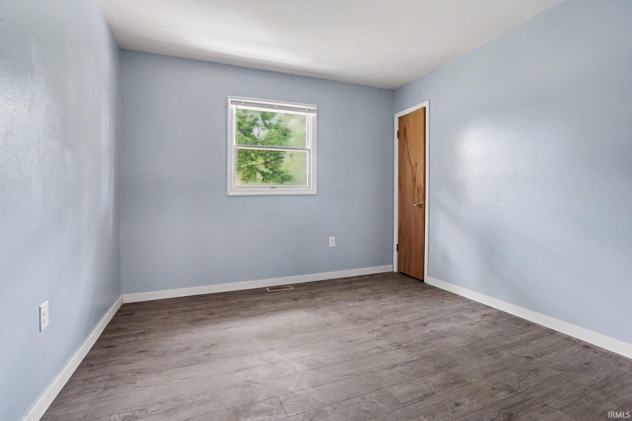 55127 Buckeye Road Osceola, IN 46561 - Photo 15 of 26