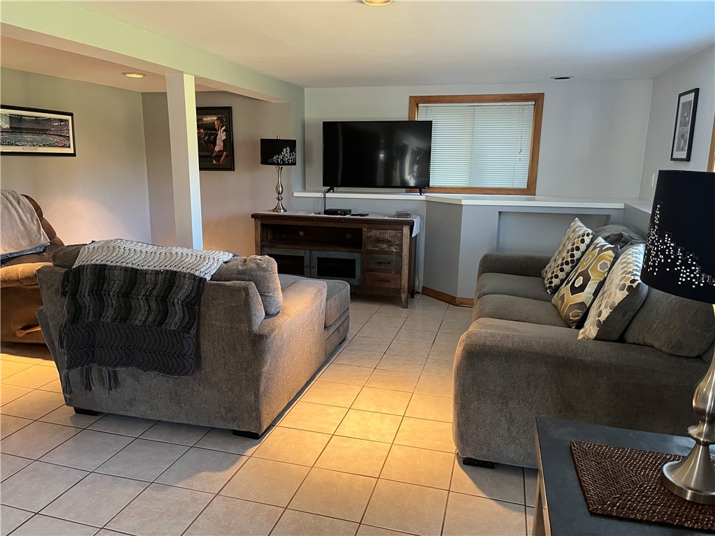 77 Blackrock Road Coventry, RI 02816 - Photo 14 of 18
