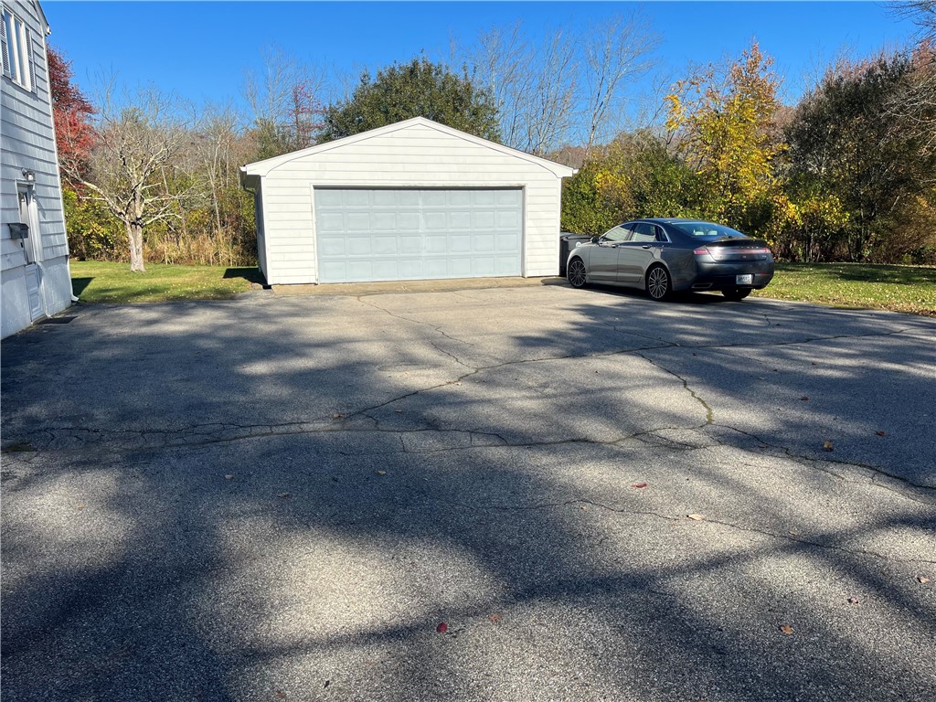 77 Blackrock Road Coventry, RI 02816 - Photo 4 of 18