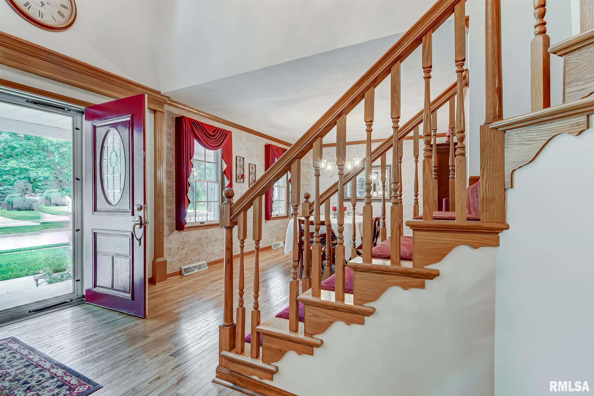 1705 Clearview Street Springfield, IL 62704 - Photo 4 of 39 Gallery Image 4