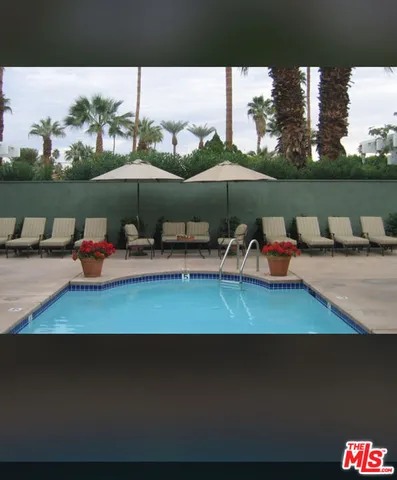 $2,400 | VÃa Soledad, Palm Springs, CA 92264