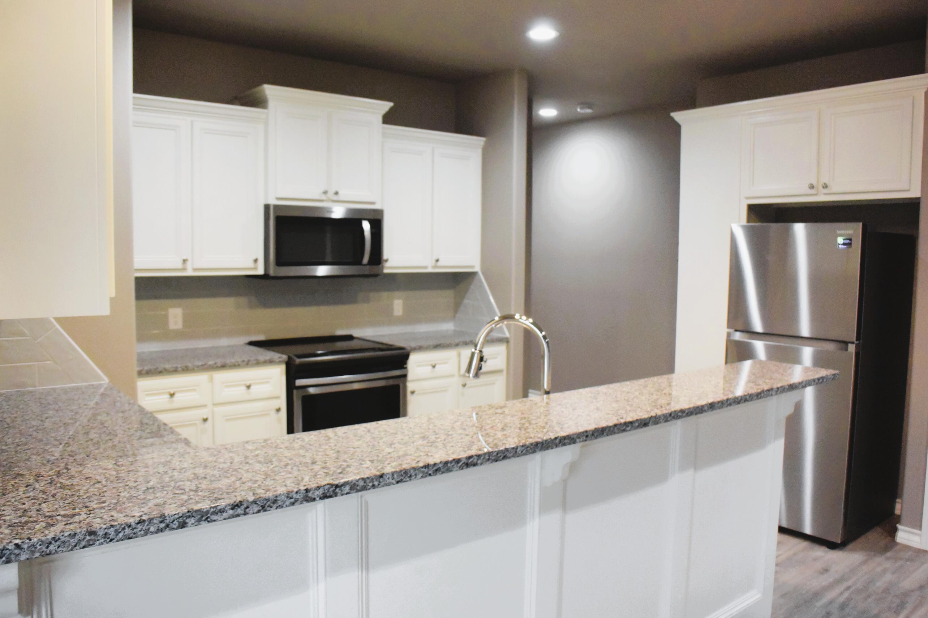 2219 Quitman Avenue Lubbock, TX 79407 - Photo 5 of 13 KItchen
