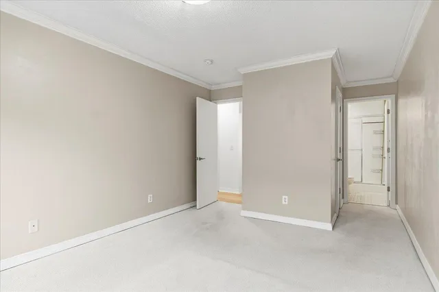 $2,195 | 821 Douglas Avenue, Unit 104, Minneapolis, MN 55403