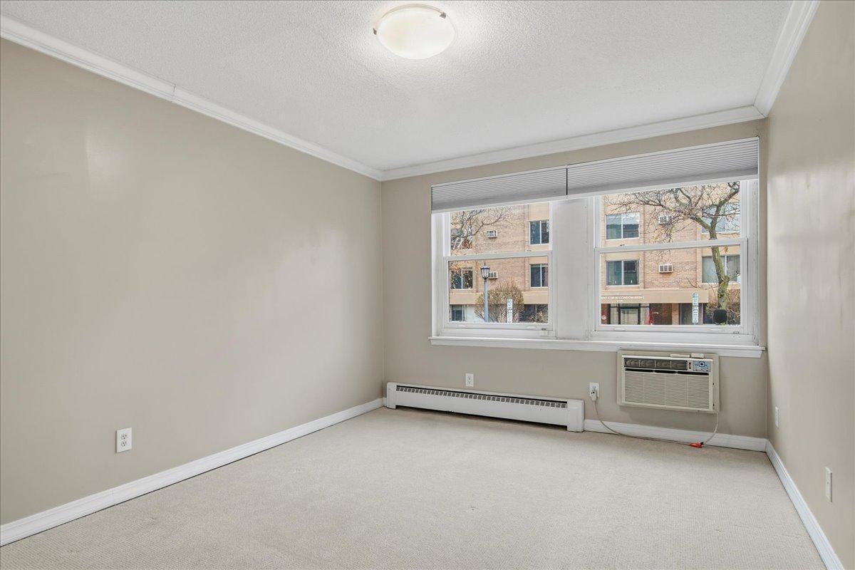 821 Douglas Avenue, Unit 104 Minneapolis, MN 55403 - Photo 14 of 32