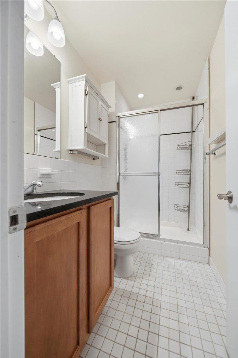 821 Douglas Avenue, Unit 104 Minneapolis, MN 55403 - Photo 15 of 32