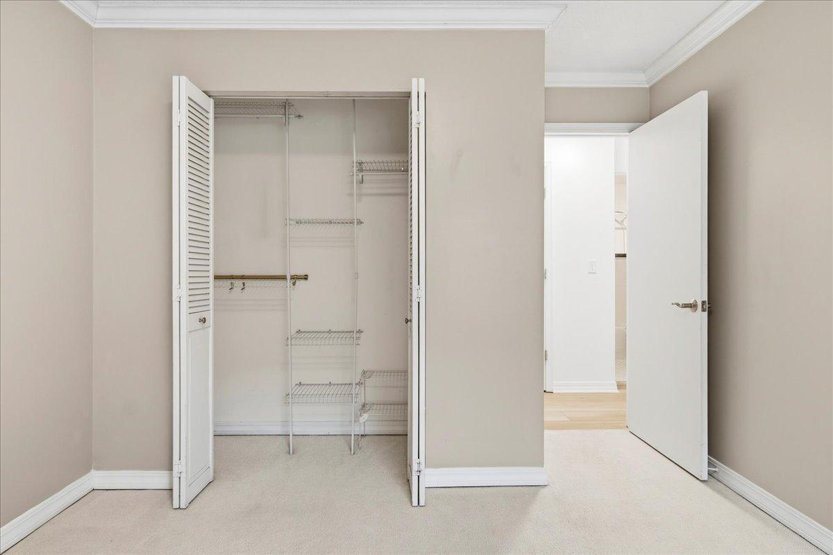 821 Douglas Avenue, Unit 104 Minneapolis, MN 55403 - Photo 19 of 32