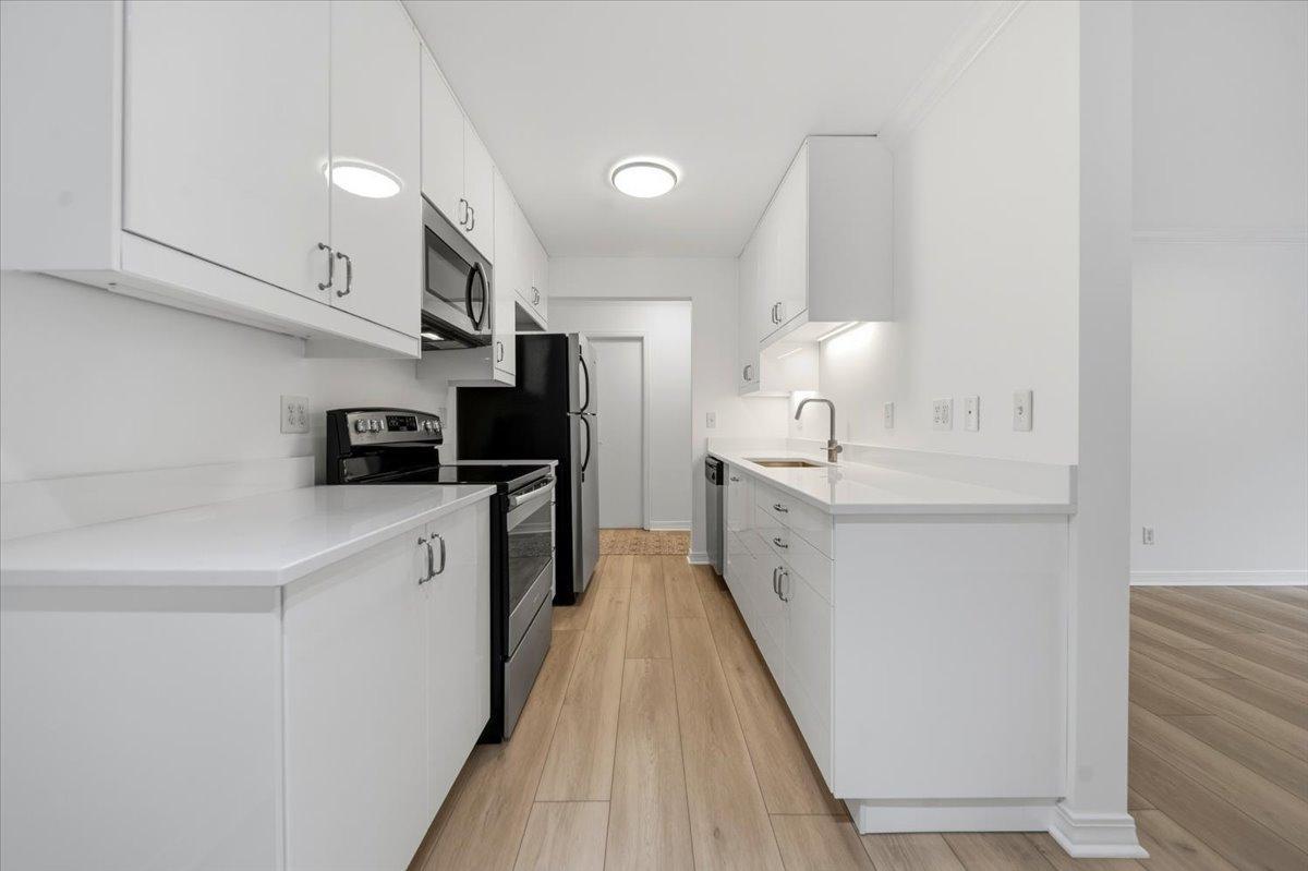 821 Douglas Avenue, Unit 104 Minneapolis, MN 55403 - Photo 2 of 32