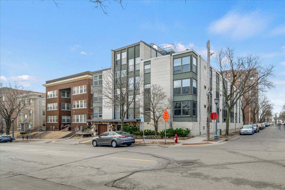 821 Douglas Avenue, Unit 104 Minneapolis, MN 55403 - Photo 32 of 32