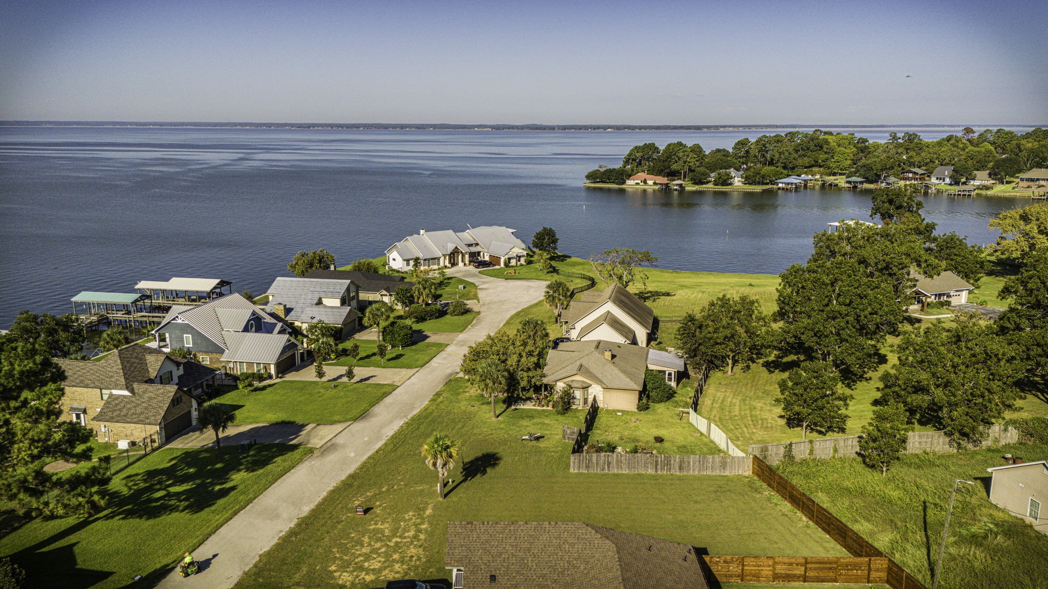 Lot 14 Treasure Point Onalaska, TX 77360 - Photo 8 of 27 an aerial view of a house with a swimming pool