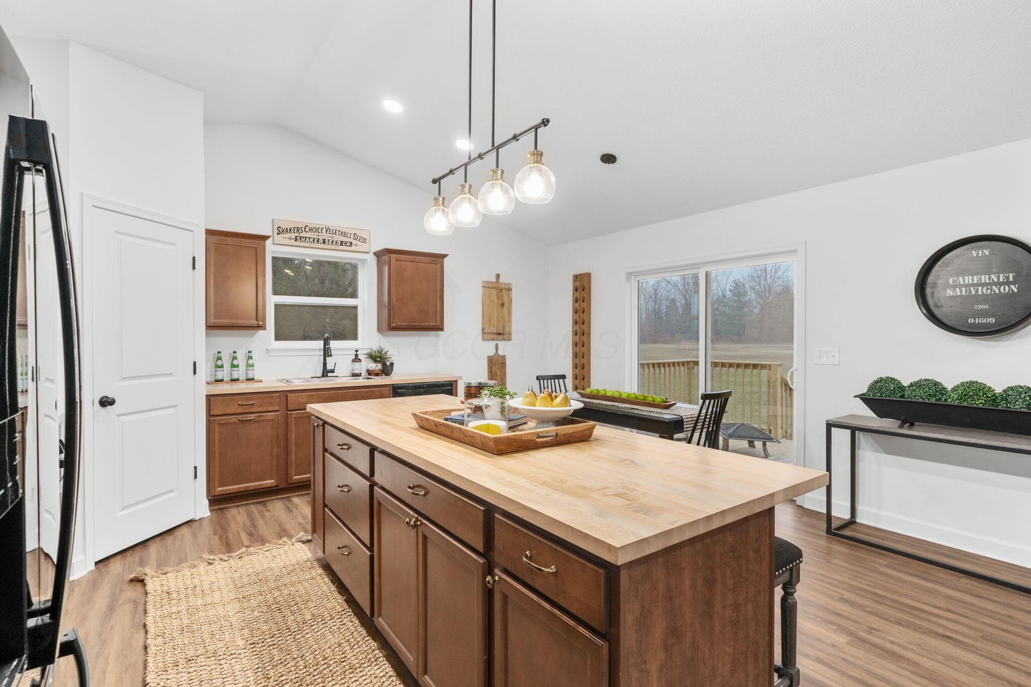 6685 State Rte 37 West Ostrander, OH 43061 - Photo 12 of 58 31-web-or-mls-DSC06959