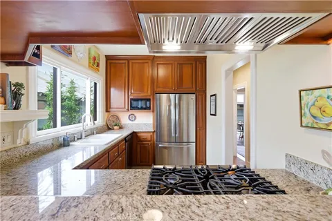 $2,885,000 | 3409 2nd Street, Long Beach, CA 90803
