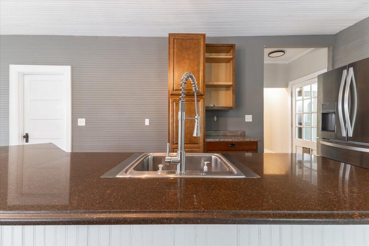 706 Cove Road Chickamauga, GA 30707 - Photo 11 of 27 Kitchen