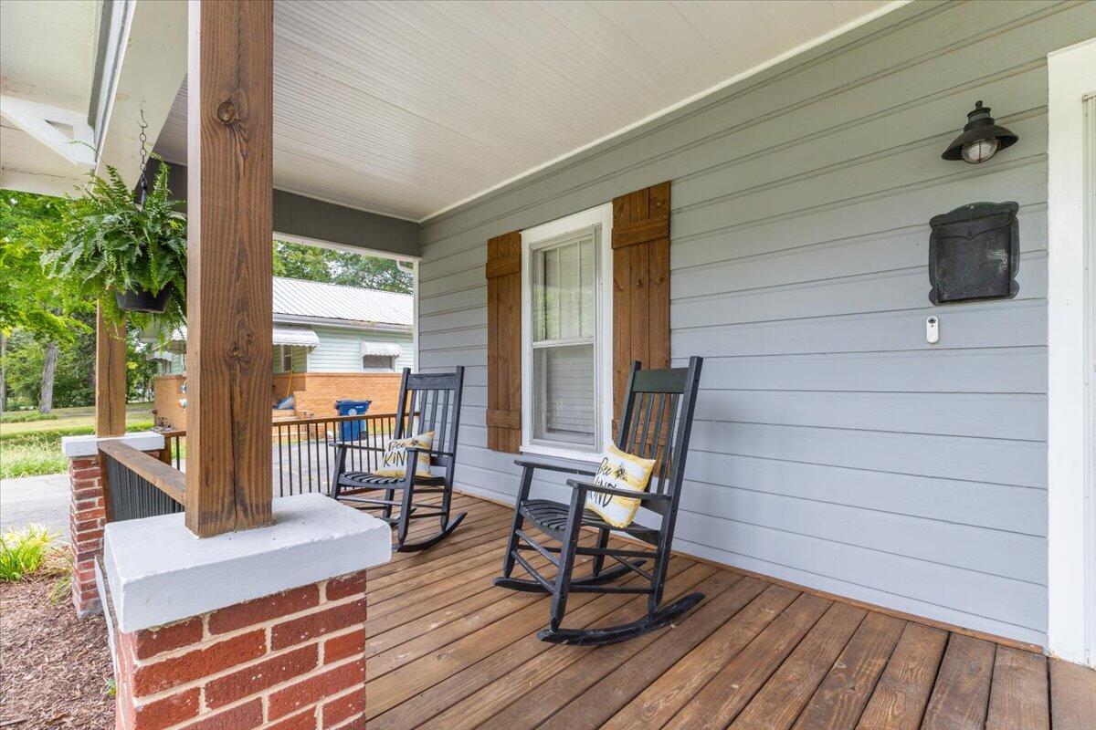 706 Cove Road Chickamauga, GA 30707 - Photo 4 of 27 Front porch