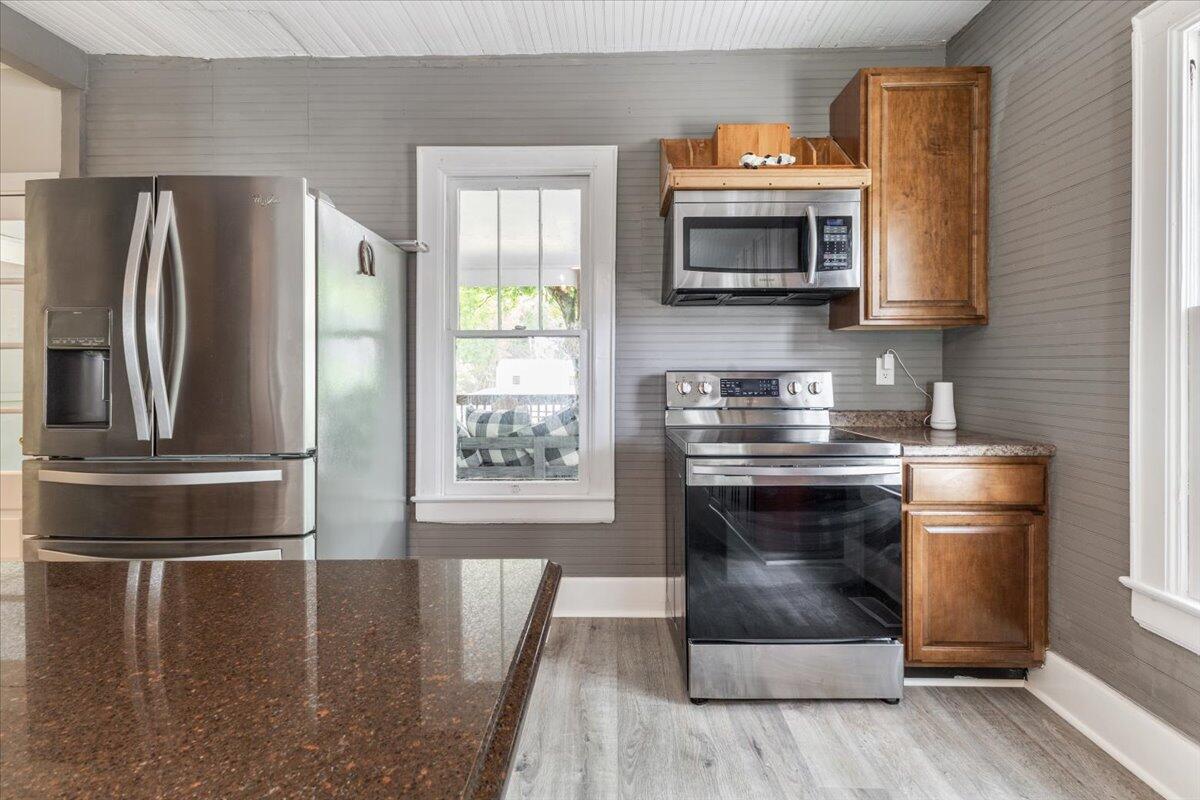 706 Cove Road Chickamauga, GA 30707 - Photo 10 of 27 Kitchen