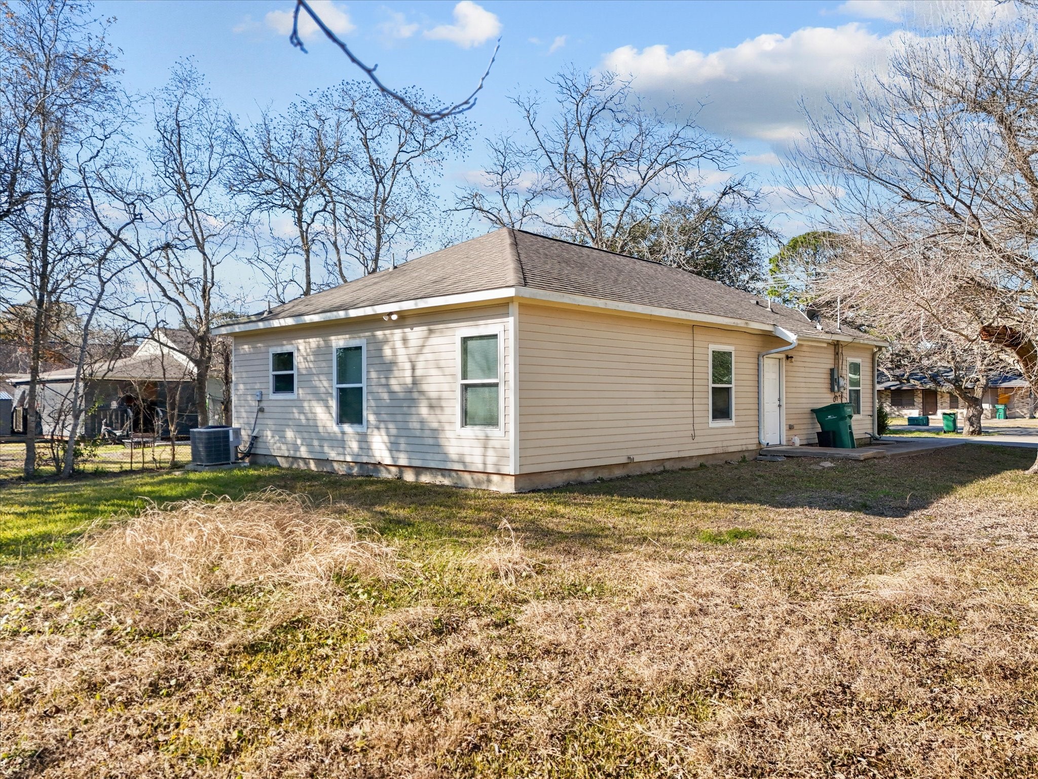 2105 Howell Avenue La Marque, TX 77568 - Photo 16 of 19 Back of Home