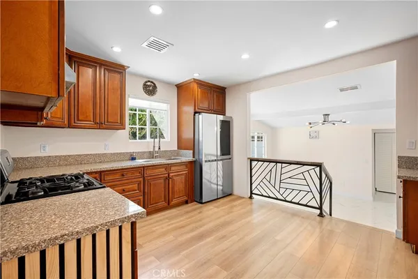 $3,700 | 13700 Branford Street, Arleta, CA 91331