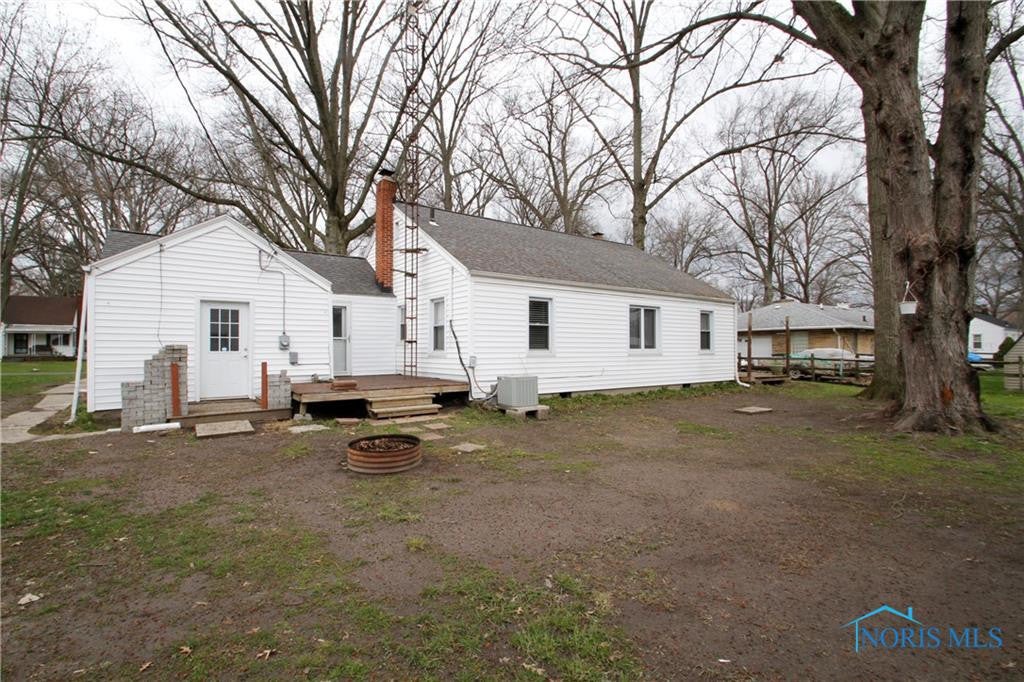 1141 Malcolm Road Toledo, OH 43615 - Photo 6 of 48 Gallery Image 6