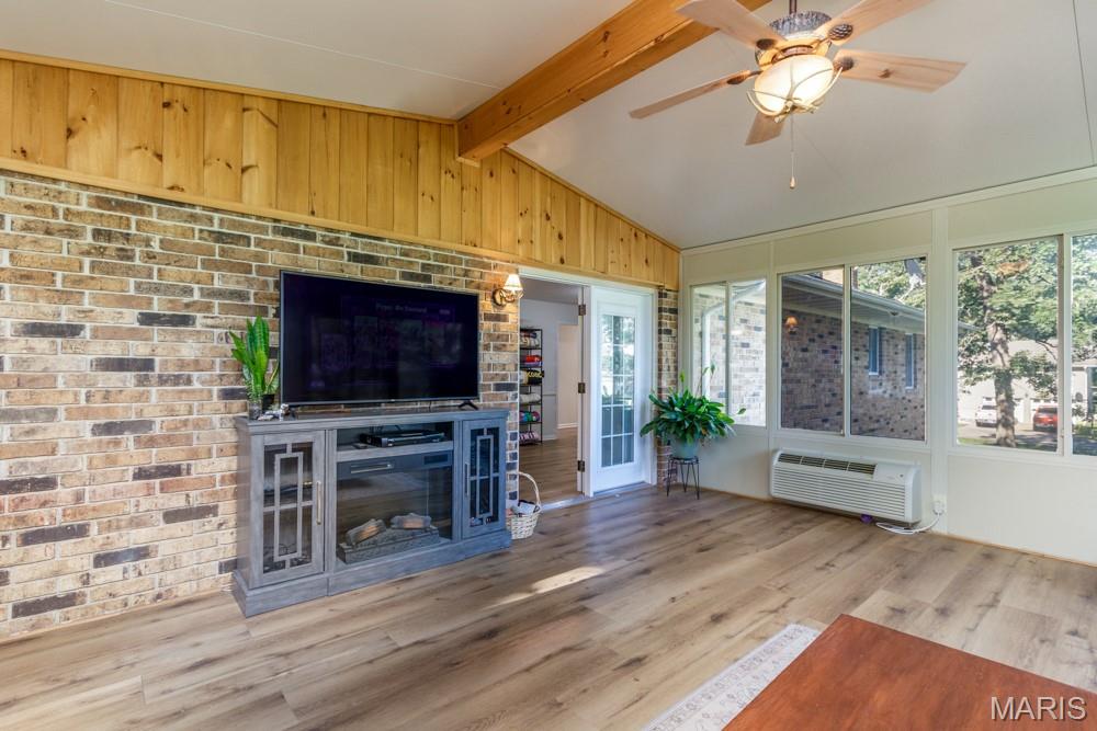 20150 Southwest Oakwood Drive Lebanon, MO 65536 - Photo 19 of 87