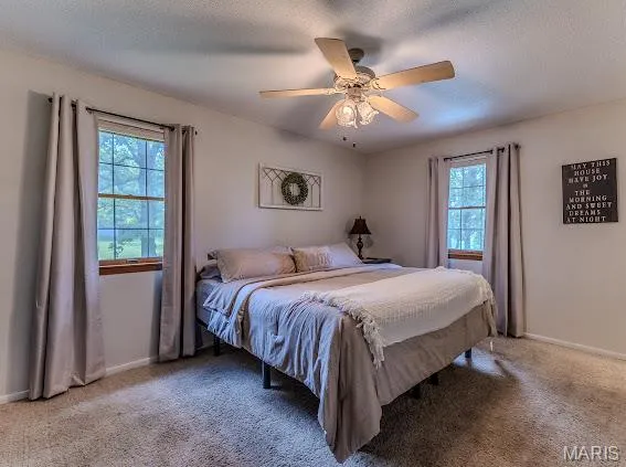 $399,900 | 20150 Southwest Oakwood Drive, Lebanon, MO 65536