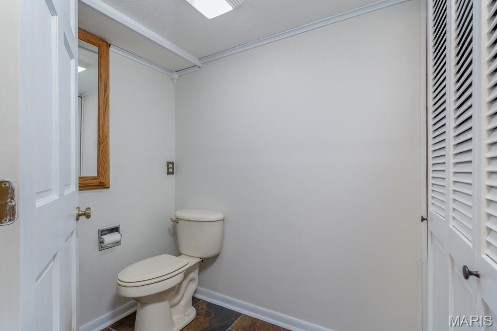 20150 Southwest Oakwood Drive Lebanon, MO 65536 - Photo 67 of 87