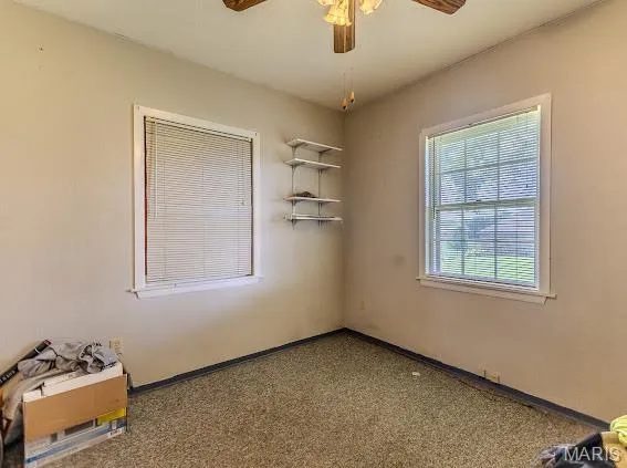 $399,900 | 20150 Southwest Oakwood Drive, Lebanon, MO 65536