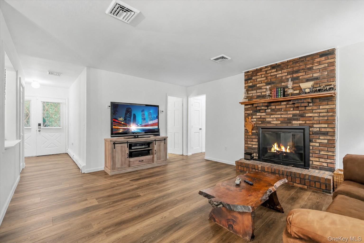 182 Redder Road Pine Bush, NY 12566 - Photo 10 of 27 Newly installed hardwood floors in AI but they are in and the exact color.