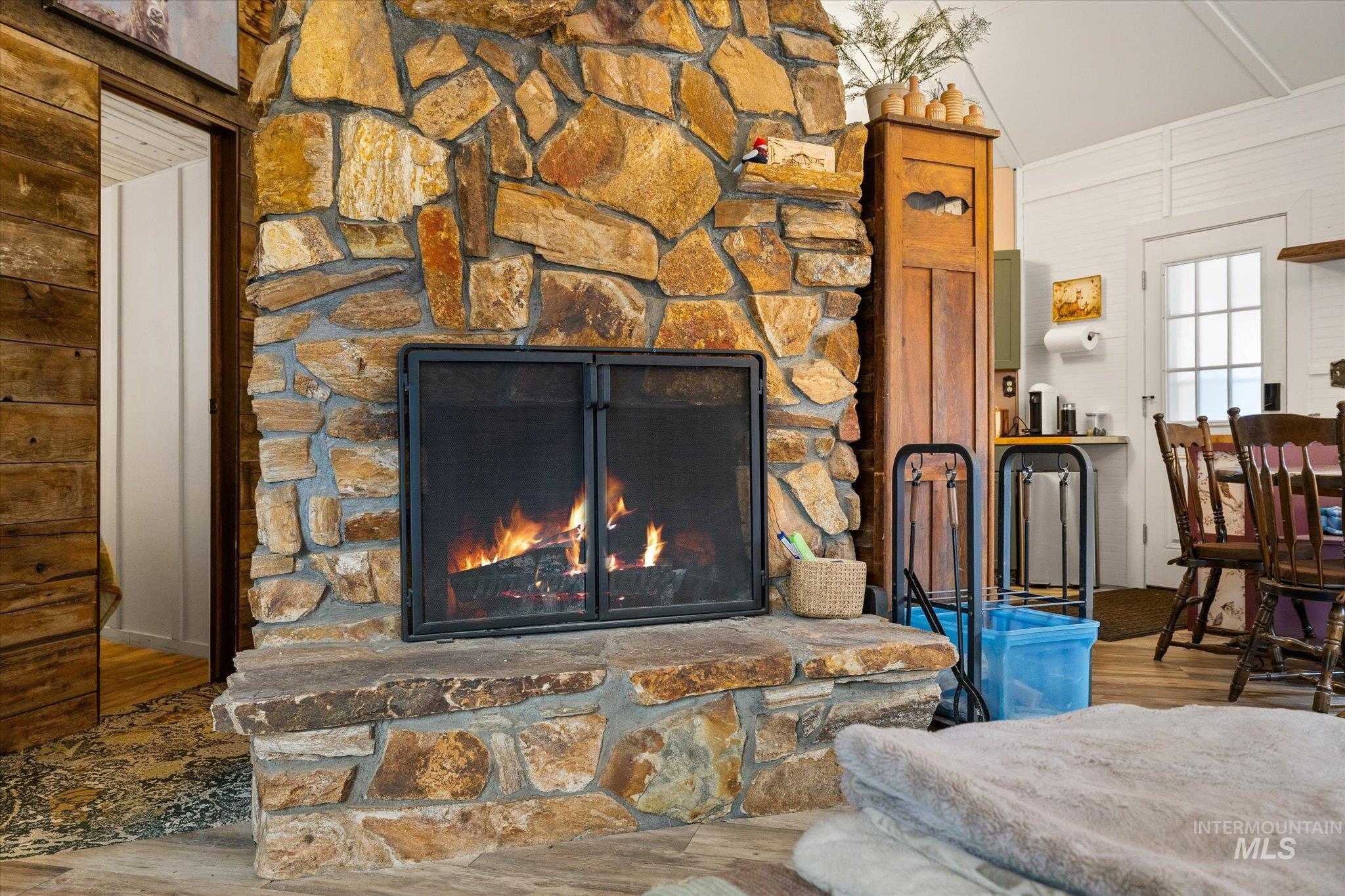 9785 Edna Place Cascade, ID 83611 - Photo 21 of 50