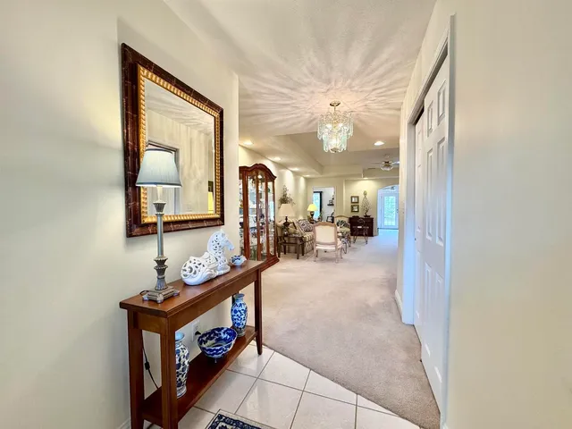 $289,000 | 661 Lake Harbor Drive, Marion, IL 62959