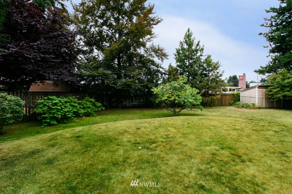 829 Index Court Northeast Renton, WA 98056 - Photo 13 of 15 Gallery Image 13