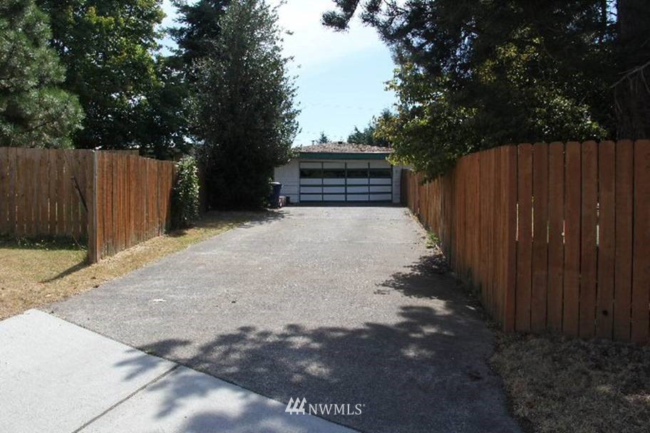 829 Index Court Northeast Renton, WA 98056 - Photo 15 of 15 Gallery Image 15