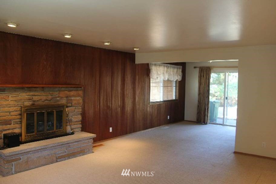 829 Index Court Northeast Renton, WA 98056 - Photo 4 of 15 Gallery Image 4