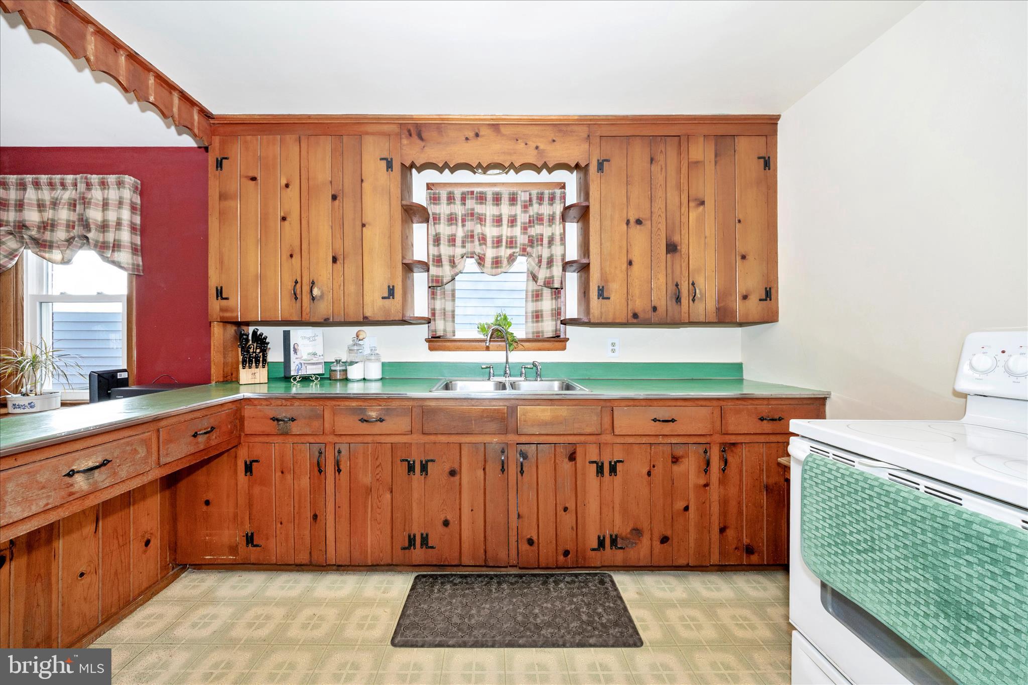 3 East Chestnut Street Funkstown, MD 21734 - Photo 22 of 51 Kitchen