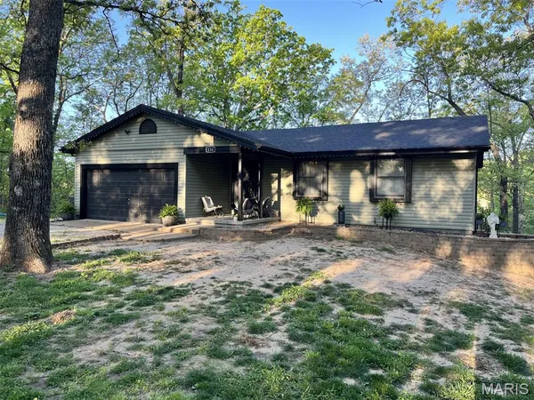 $385,000 | 116 Cumberland Drive, Hillsboro, MO 63050