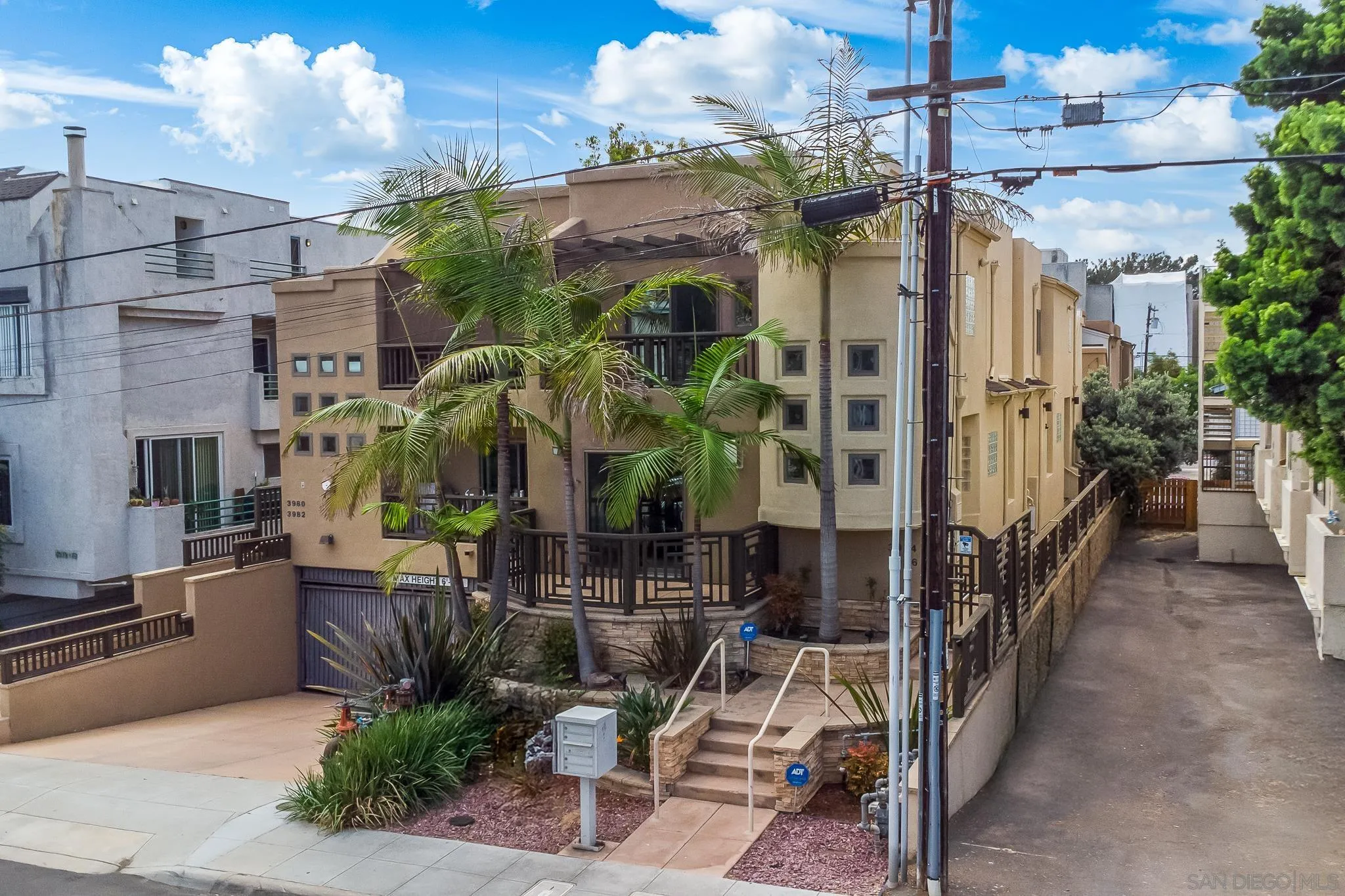 3986 Riviera Drive San Diego, CA 92109 - Photo 32 of 35 a view of entryway with outdoor area