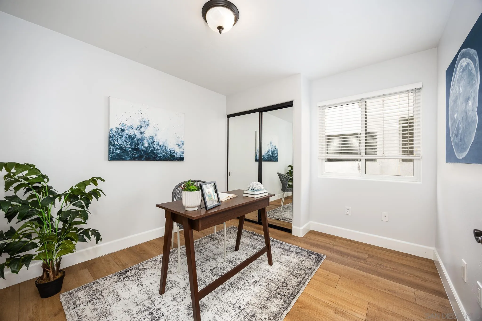 3986 Riviera Drive San Diego, CA 92109 - Photo 10 of 35 a workspace with furniture and window