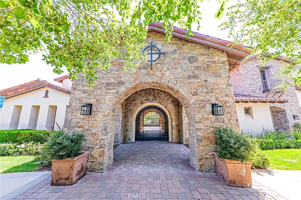 $4,200 | 25381 Playa Serena Drive, Valencia, CA 91381