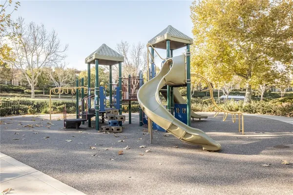 $4,200 | 25381 Playa Serena Drive, Valencia, CA 91381